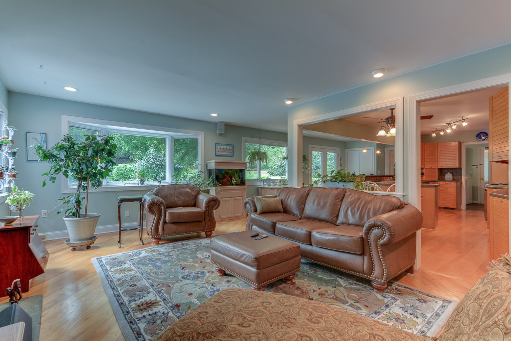 Family Room Kitchen